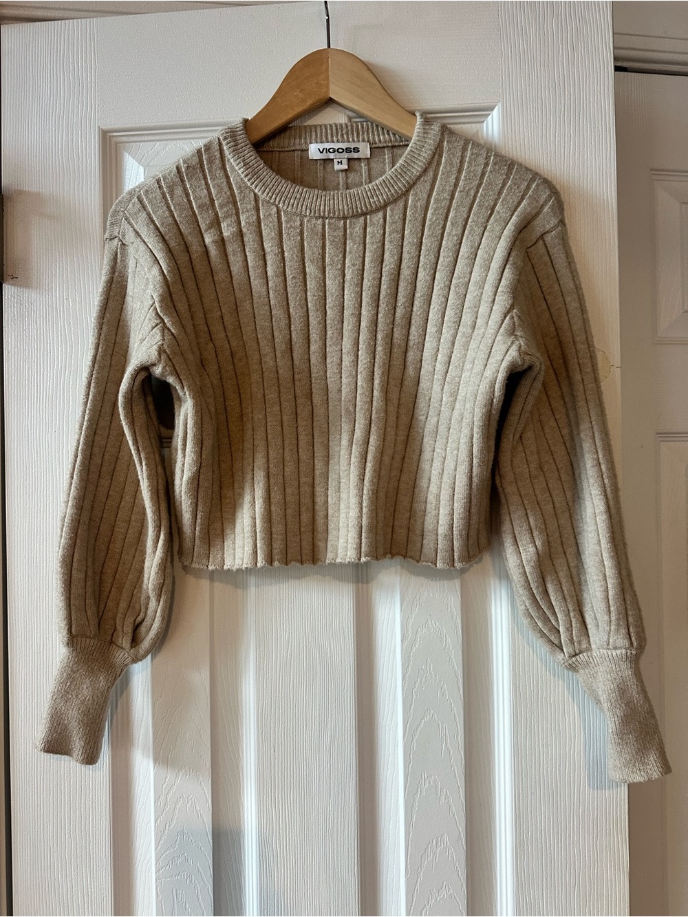 Vigoss Cropped Ribbed Crewneck Sweater - Light Taupe